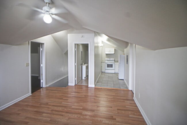 Building Photo - 232 Cornell Ave