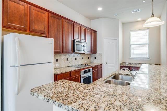 Building Photo - 2326 Stutz Dr