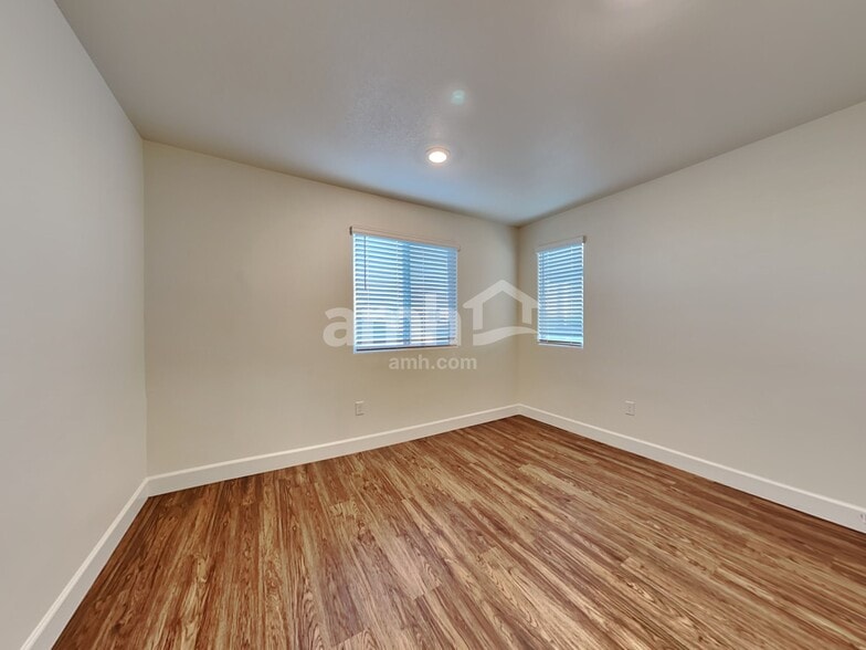 Building Photo - 344 Timber Kate Pl