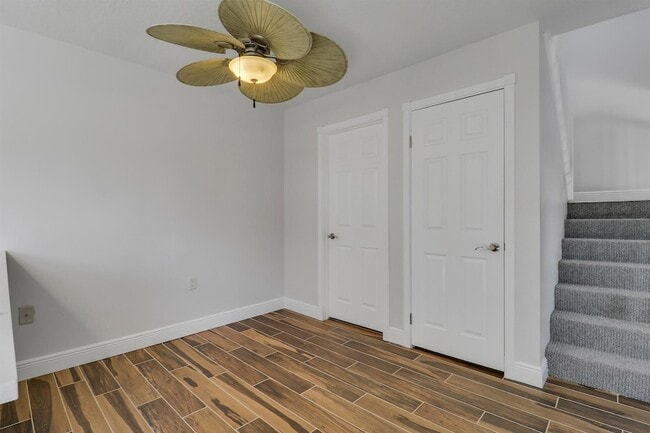 Building Photo - 2324 23rd Ct