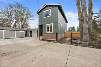 Building Photo - Newer 2-Bed ADU in Lakewood | Luxury Living Near JBLM!