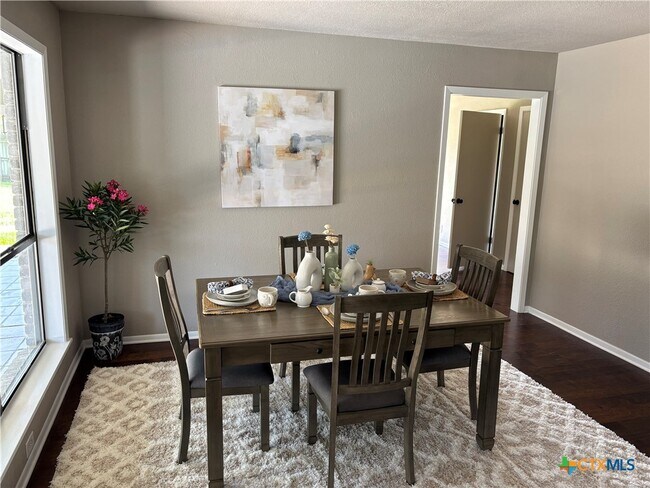 Building Photo - 116 Newport Dr