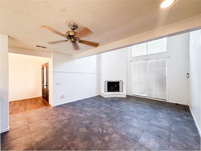 Building Photo - 4713 N Cashel Cir