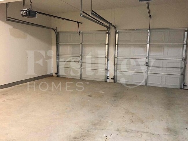 Building Photo - 1283 Labrador Ln