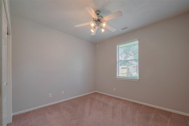 Building Photo - 17202 Sheffield Bend Dr