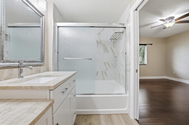 Building Photo - 6559 Emerald Dunes Dr