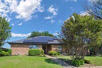 Building Photo - 2412 Ables Dr