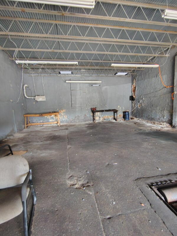 Building Photo - 2046 N Van Pelt St