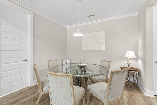 Building Photo - 725 J D Miller Rd