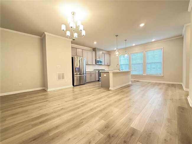 Building Photo - 3756 Davis Cir NW