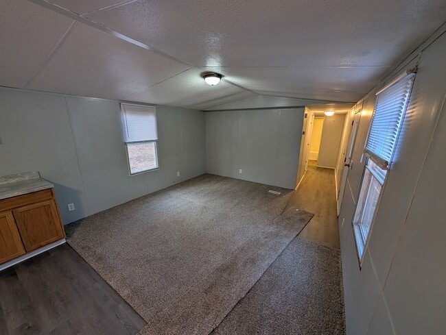 Building Photo - 157 Ransdell Ln