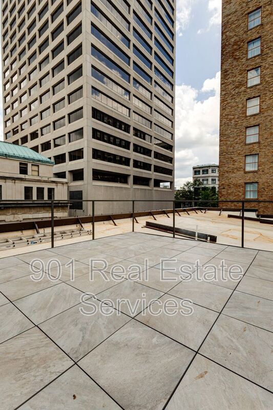 Building Photo - 124 Monroe Ave