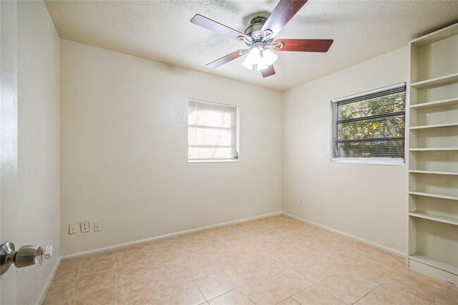 Building Photo - 2338 Juno Ave