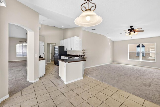 Building Photo - 31224 Crestmont Ct