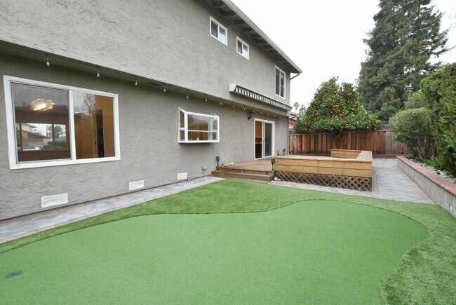 Building Photo - Beautifully Updated 5 Bedroom and 3 Bath Home in Desirable Blossom Valley Neighborhood!