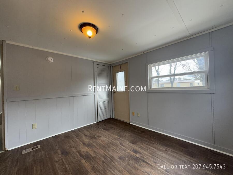 Building Photo - 30 Park Dr