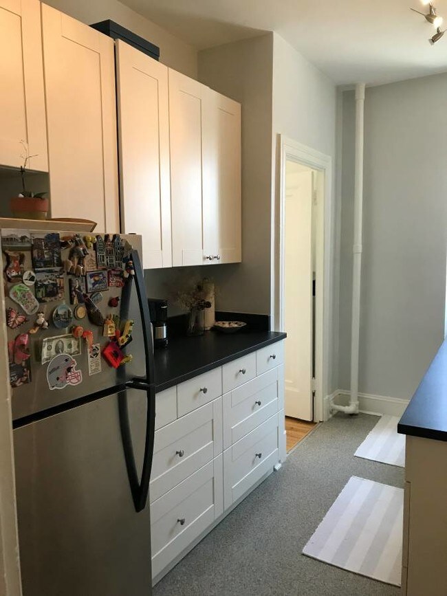 Building Photo - 1901 Columbia Rd NW