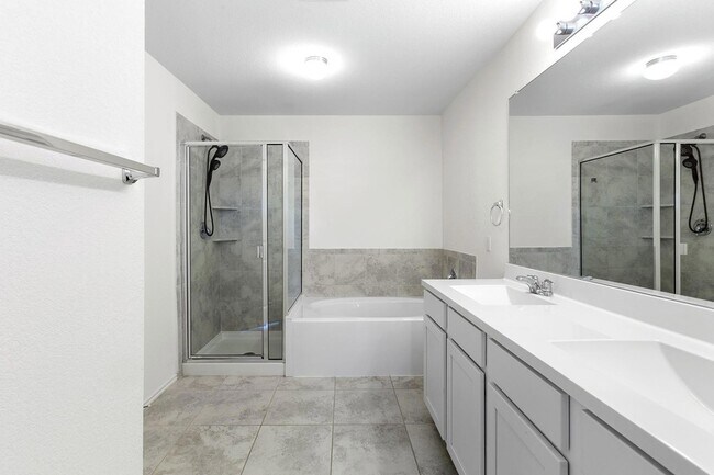 Building Photo - 189 Andross Ln