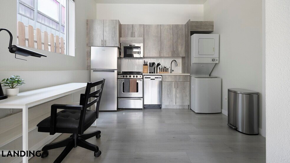 Building Photo - 3022 Zuni St