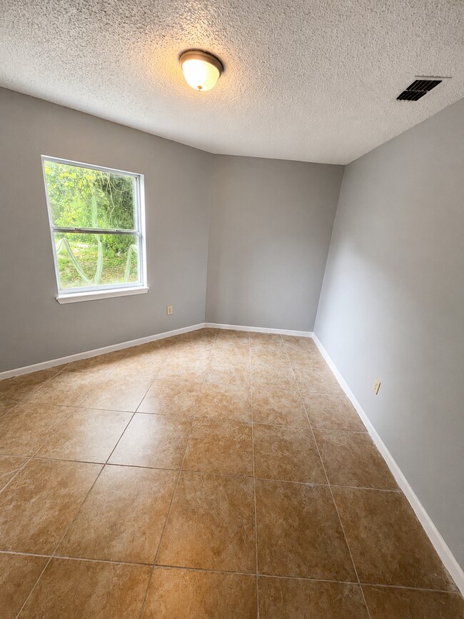 Building Photo - 1114 Atlantic Rd