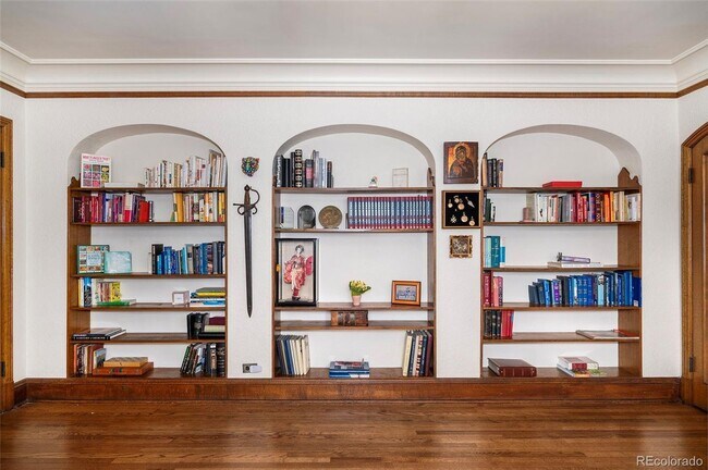 Building Photo - LOCATION LOCATION!! Exquisite English Tudor at the Denver Country Club located just 1 block away ...