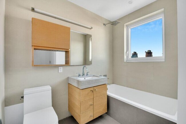 Building Photo - 0 bedroom in Brooklyn NY 11217