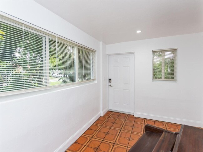 Building Photo - 6300 NW 41st St