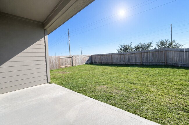 Building Photo - 1739 Royal Rim Dr
