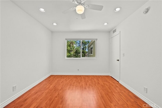 Building Photo - 22117 Burbank Blvd