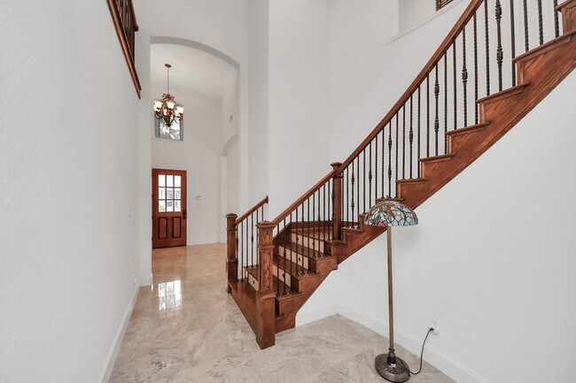 Building Photo - 1807 Ravenel Ln
