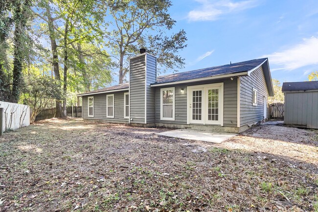 Building Photo - Completely Renovated North Charleston Home