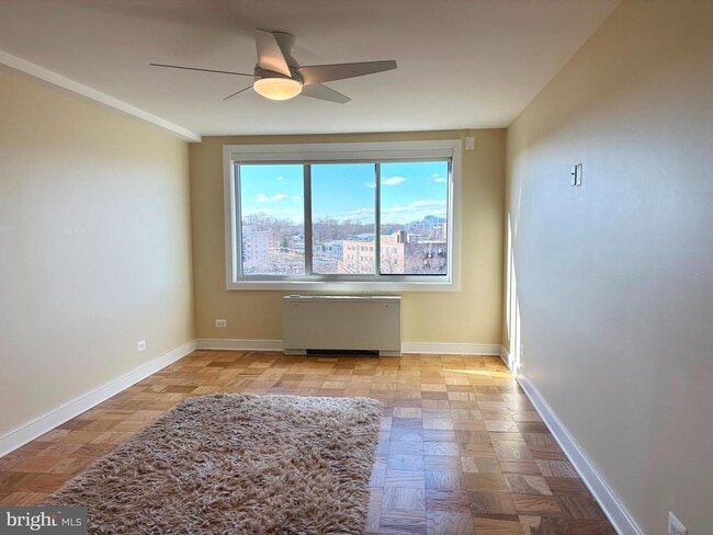 Building Photo - 1200 N Nash St