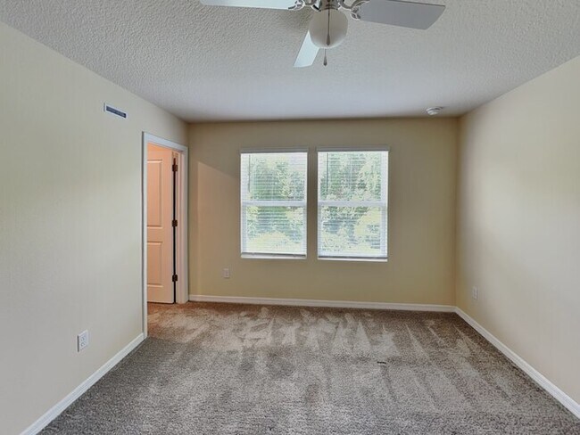 Building Photo - 4561 Sparkling Shell Ave