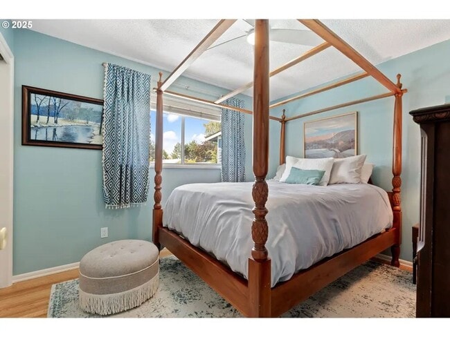 Building Photo - Charming 4-Bed Ranch Home with In-Ground P...