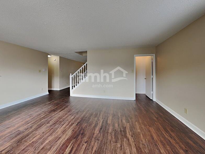 Building Photo - 6797 W Raleigh Dr