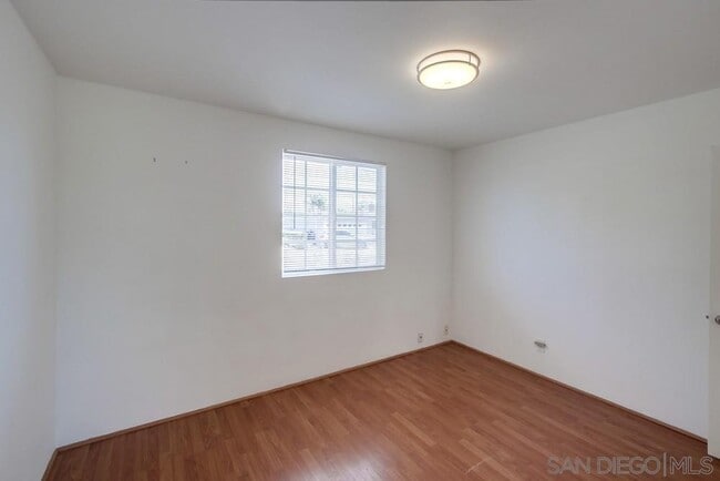 Building Photo - 5068 Baxter St