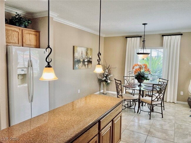 Building Photo - 2192 Canyonville Dr