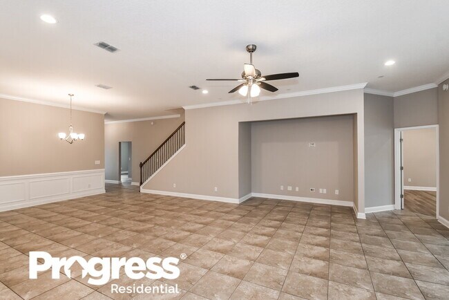 Building Photo - 151 Providence Dr