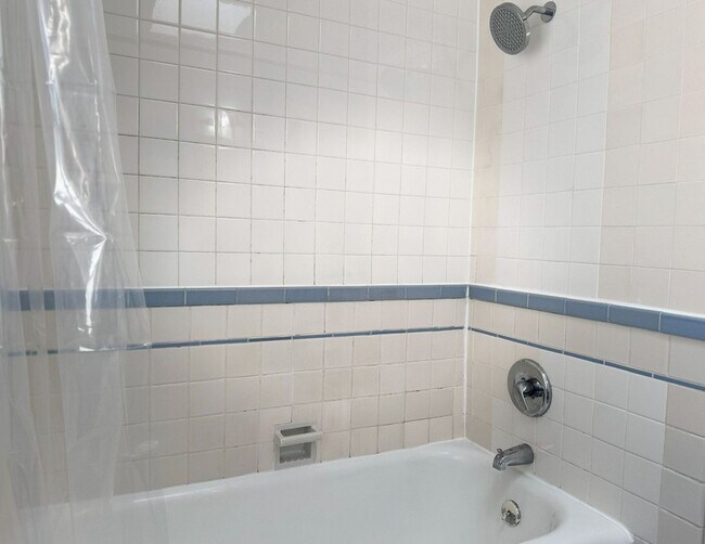 Building Photo - This is a Berkeley Lifestyle. | 3BR | 1.5BA | 1,450 SF | Just Steps from Campus