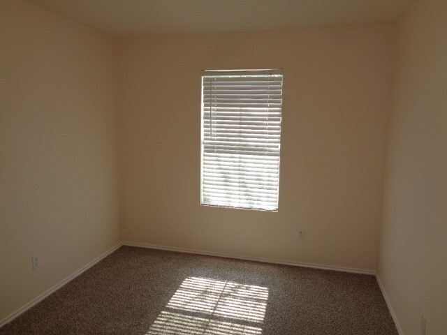 Building Photo - 16718 Libson Falls Dr