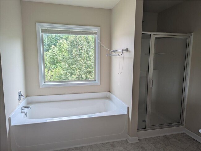 Building Photo - 355 Fowler Springs Ct