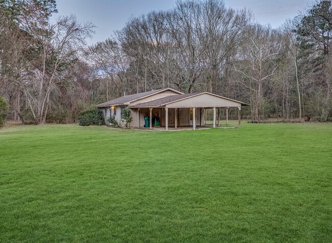 Building Photo - 2601 Page St