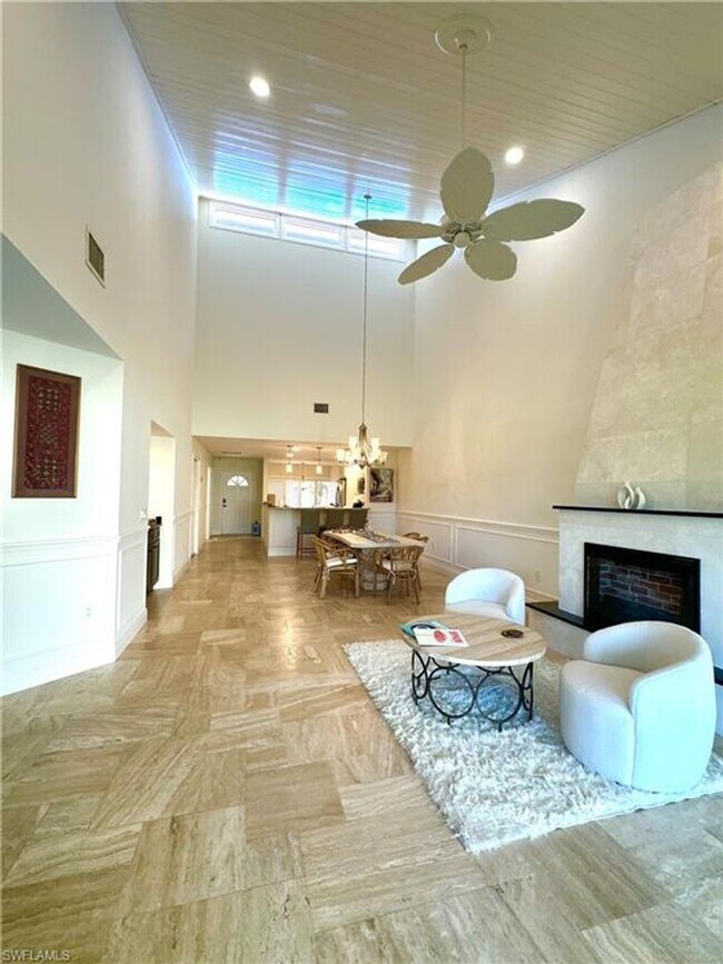 Building Photo - Available May 1st – Luxury Golf Villa in Lely! Walk to Pool, Minutes to Beaches & US Open Pickleb...