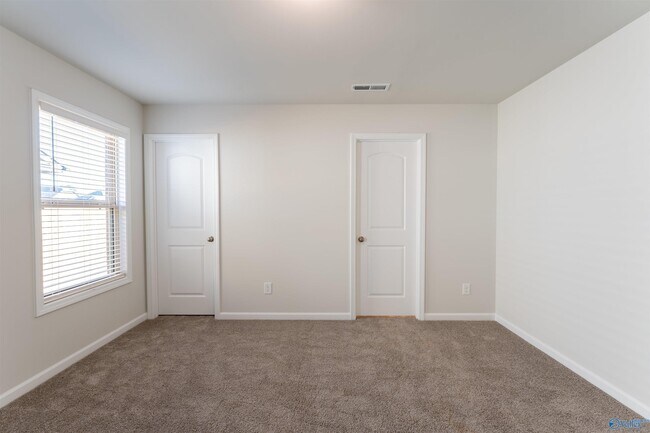 Building Photo - 102 Waltrip Dr