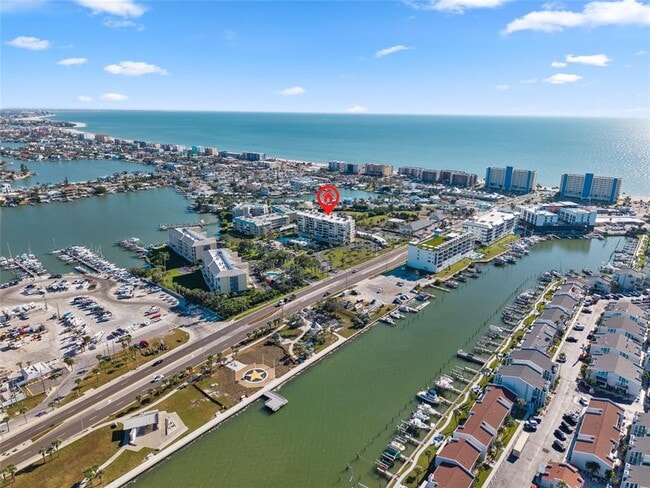 Building Photo - 401 150th Ave