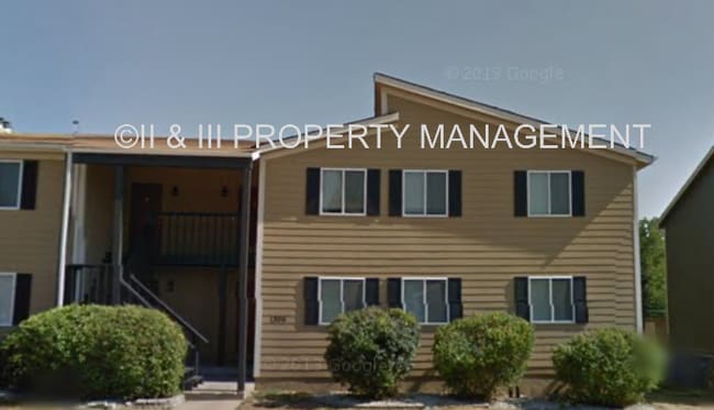 Primary Photo - 1306 E 123rd Terrace