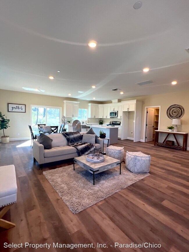 Building Photo - 3 br, 2 bath House - 8654 Skyway