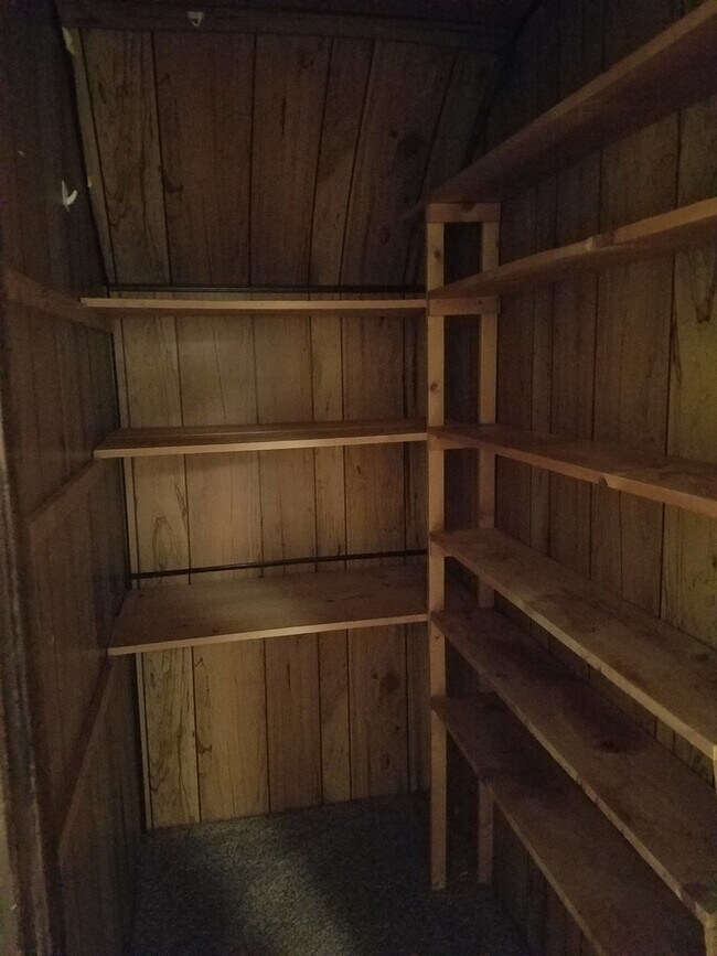 Building Photo - 2446