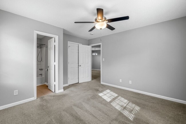 Building Photo - SW - Like New Home! Newer SS Appliances & Cabinets, Ceiling Fans, Blinds, Front Porch and Deck. M...