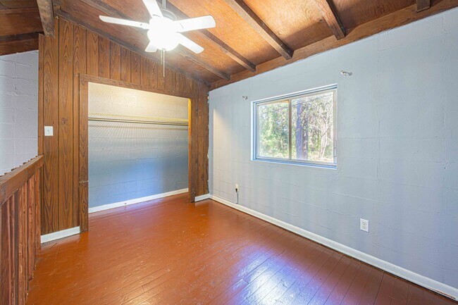 Building Photo - 30928 Spanish Oaks Dr W